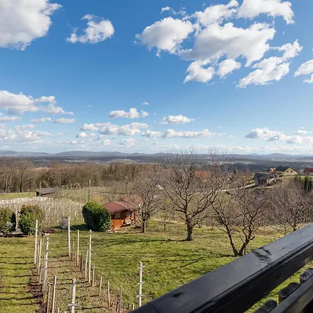 Vineyard Bahor - Happy Chalet *